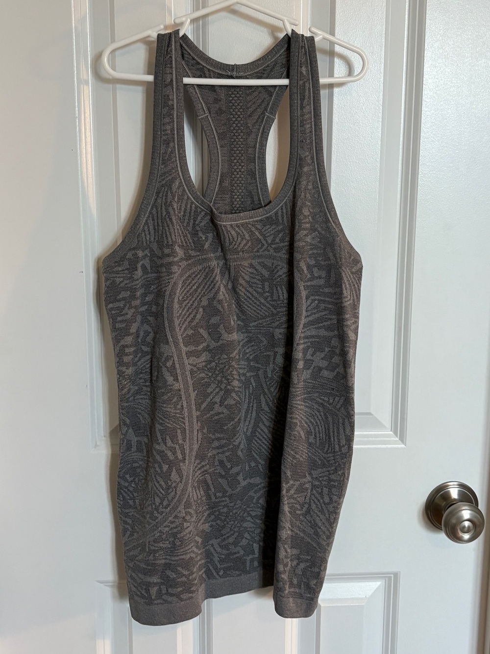 Lululemon swiftly tank